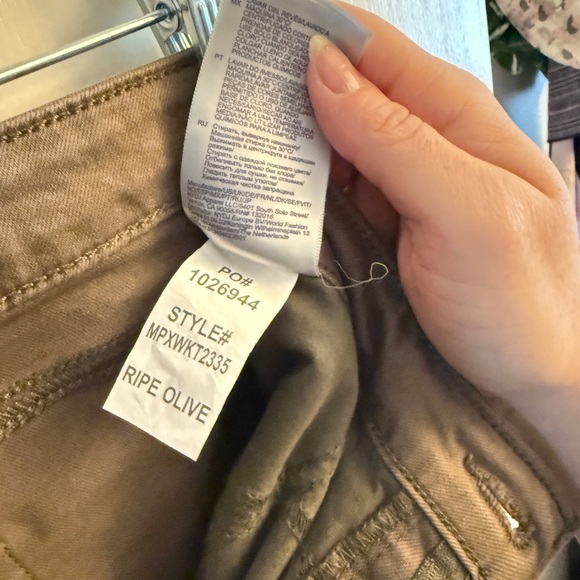 NYDJ NWT Olive Green Wide-Leg Jeans - Picture 7 of 7